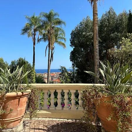 Winter Palace - Parking - Centre - Calme Apartment *